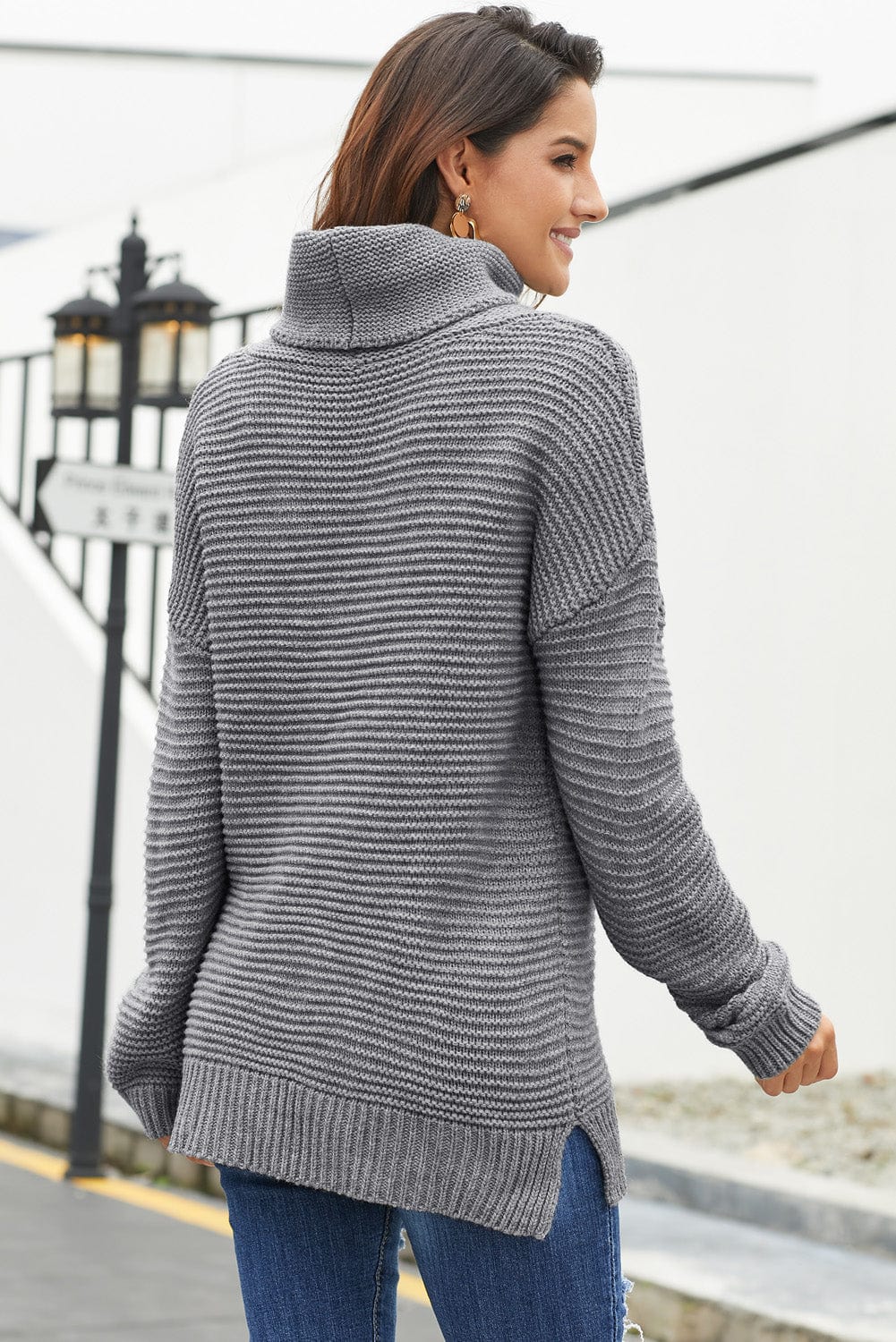 Jesica® | Timeless and elegant winter sweater