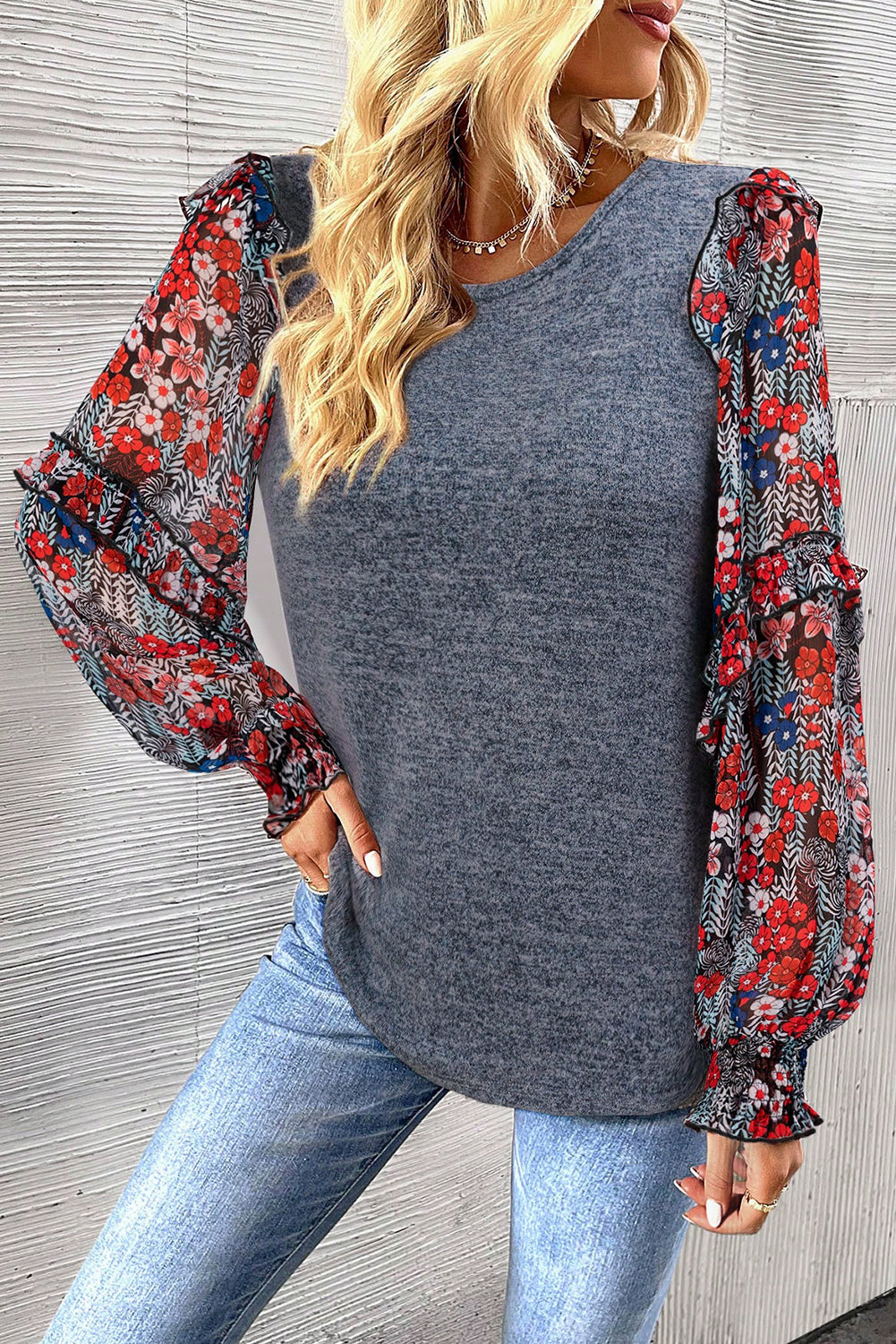 Bianca | Modern and versatile winter top