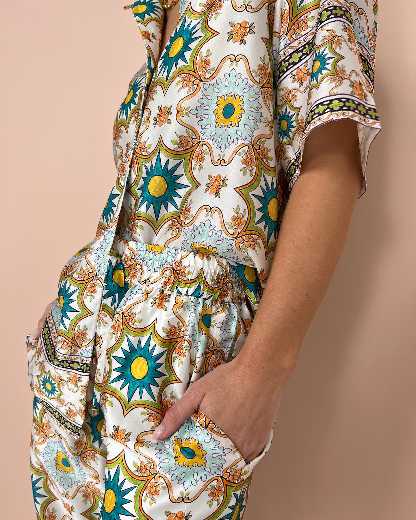 Margarita | Comfortable set with mosaic print