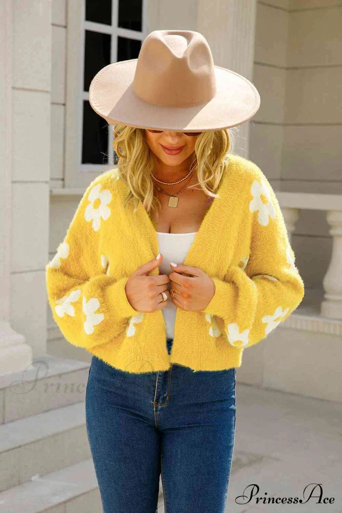 Cozy Blooms Floral Charming Print Fuzzy Cardigan