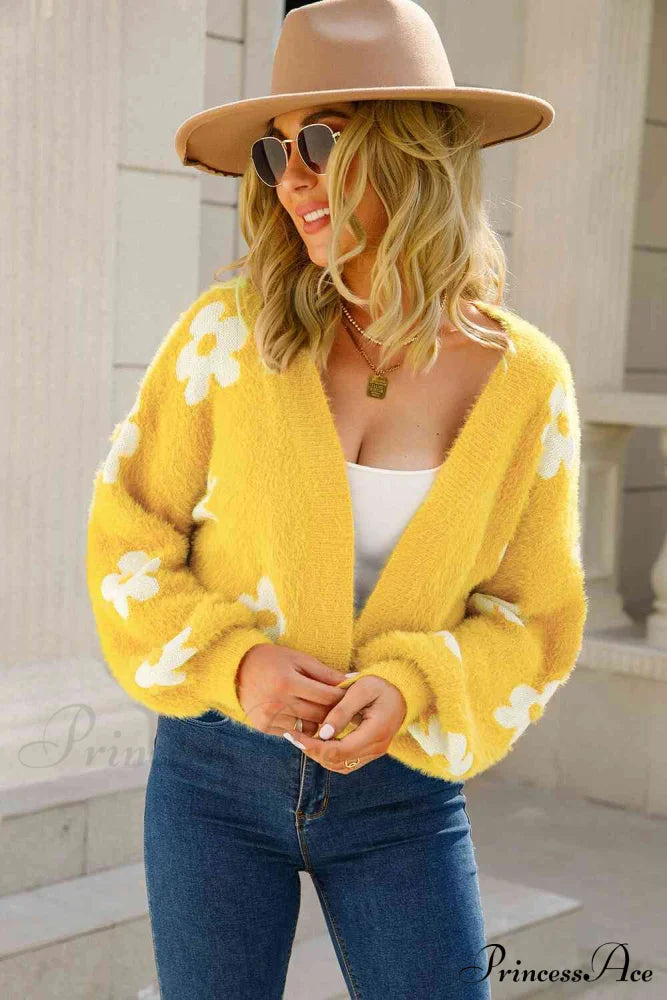 Cozy Blooms Floral Charming Print Fuzzy Cardigan