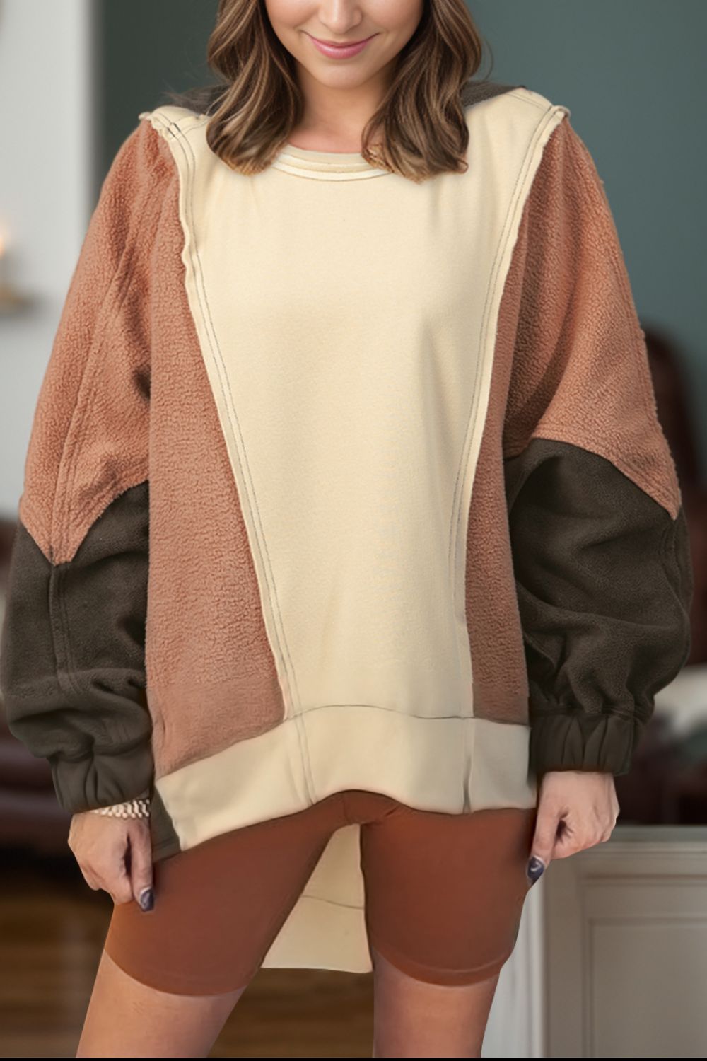 Brigitte | Long sleeve hoodie with a color block design