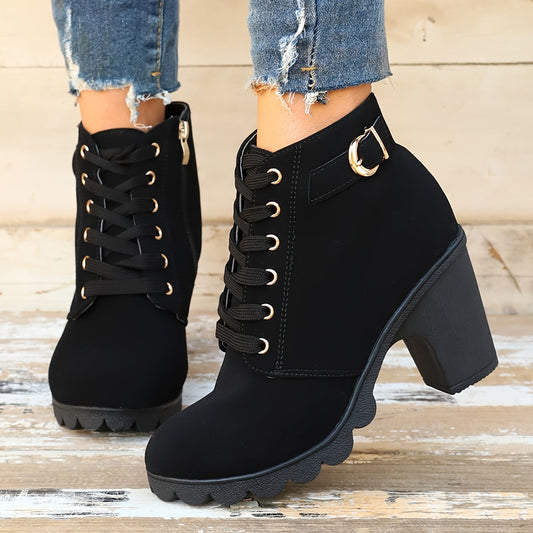 Brigitte | Plain boots with a chunky heel