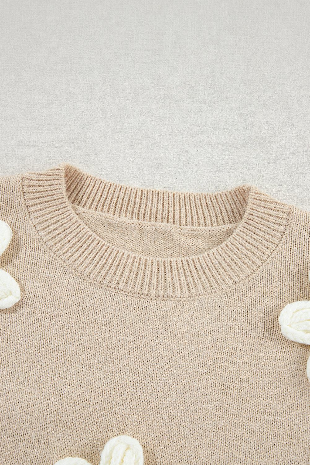 Romina | Fashionable and effortless winter sweater