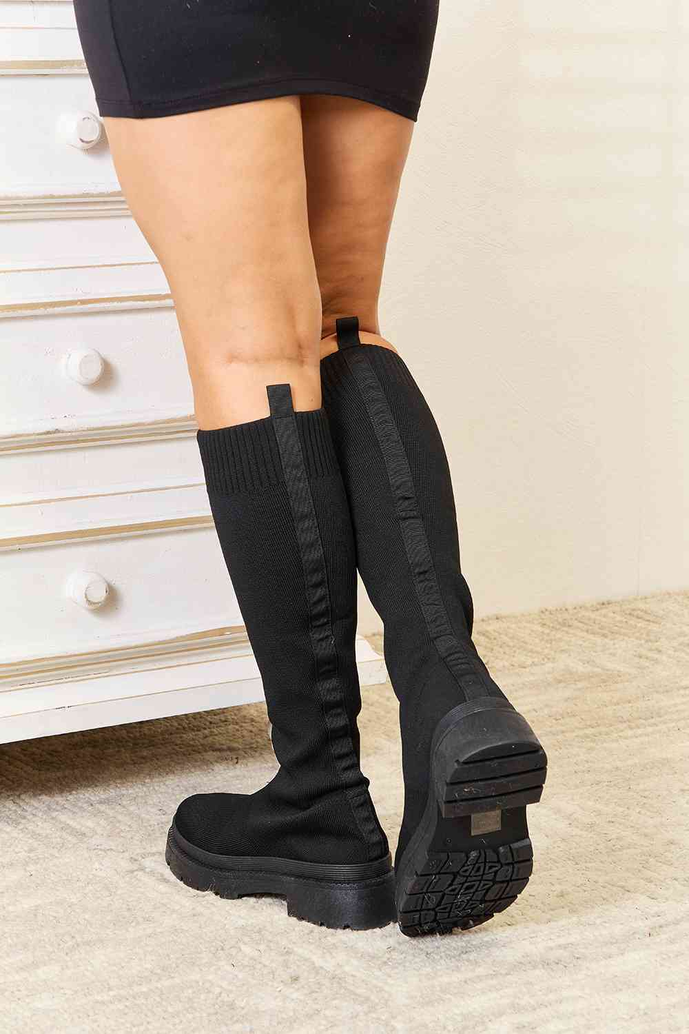 Ludmila | Elegant and detailed support boots