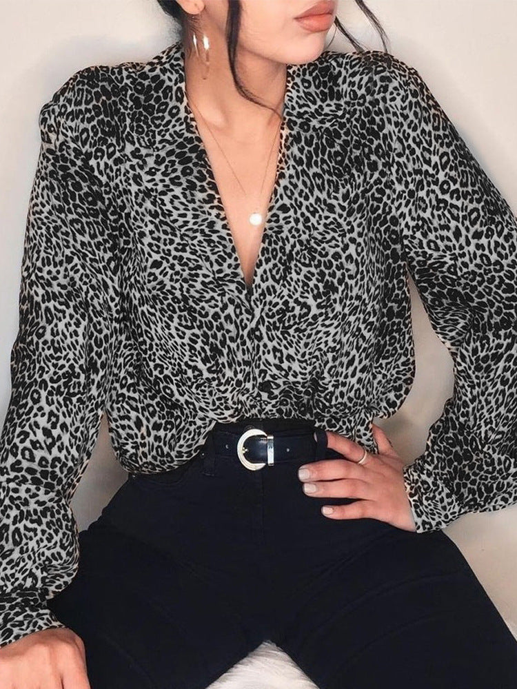 Xaviera| Relaxed and stylish winter blouse