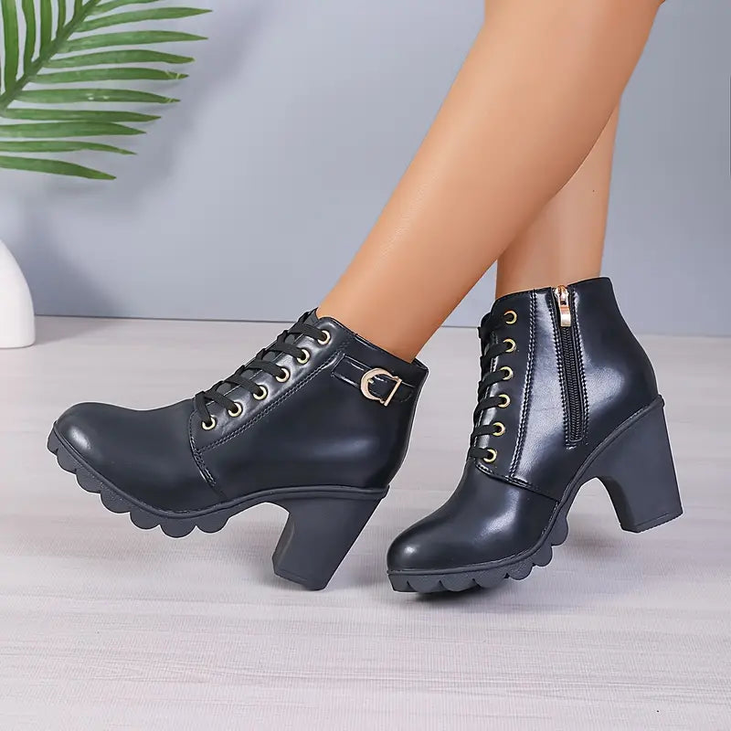 Juana | Elegant and detailed supportive footwear