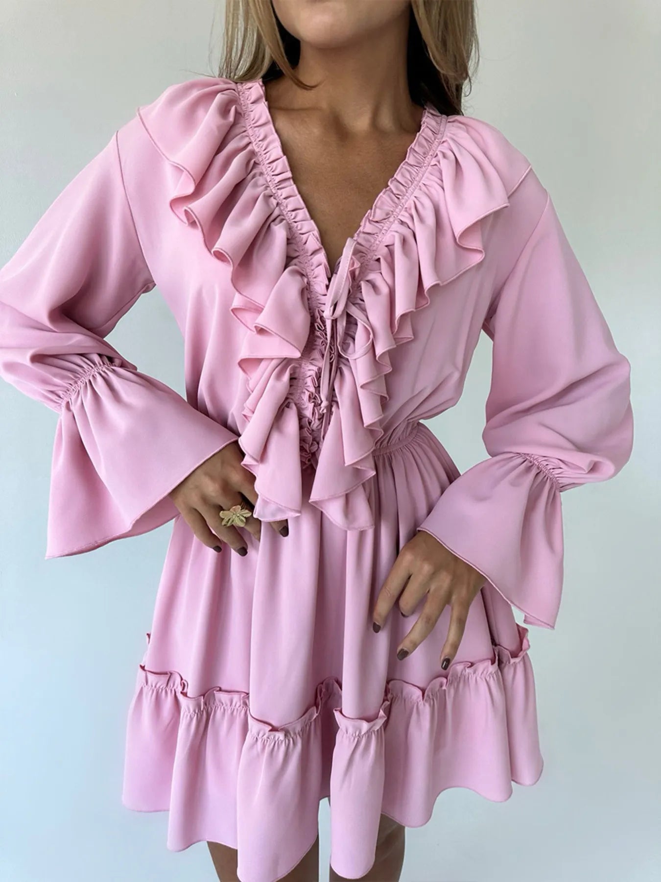 Martina® | Elegant Long-Sleeved Mini Dress With Ruffle
