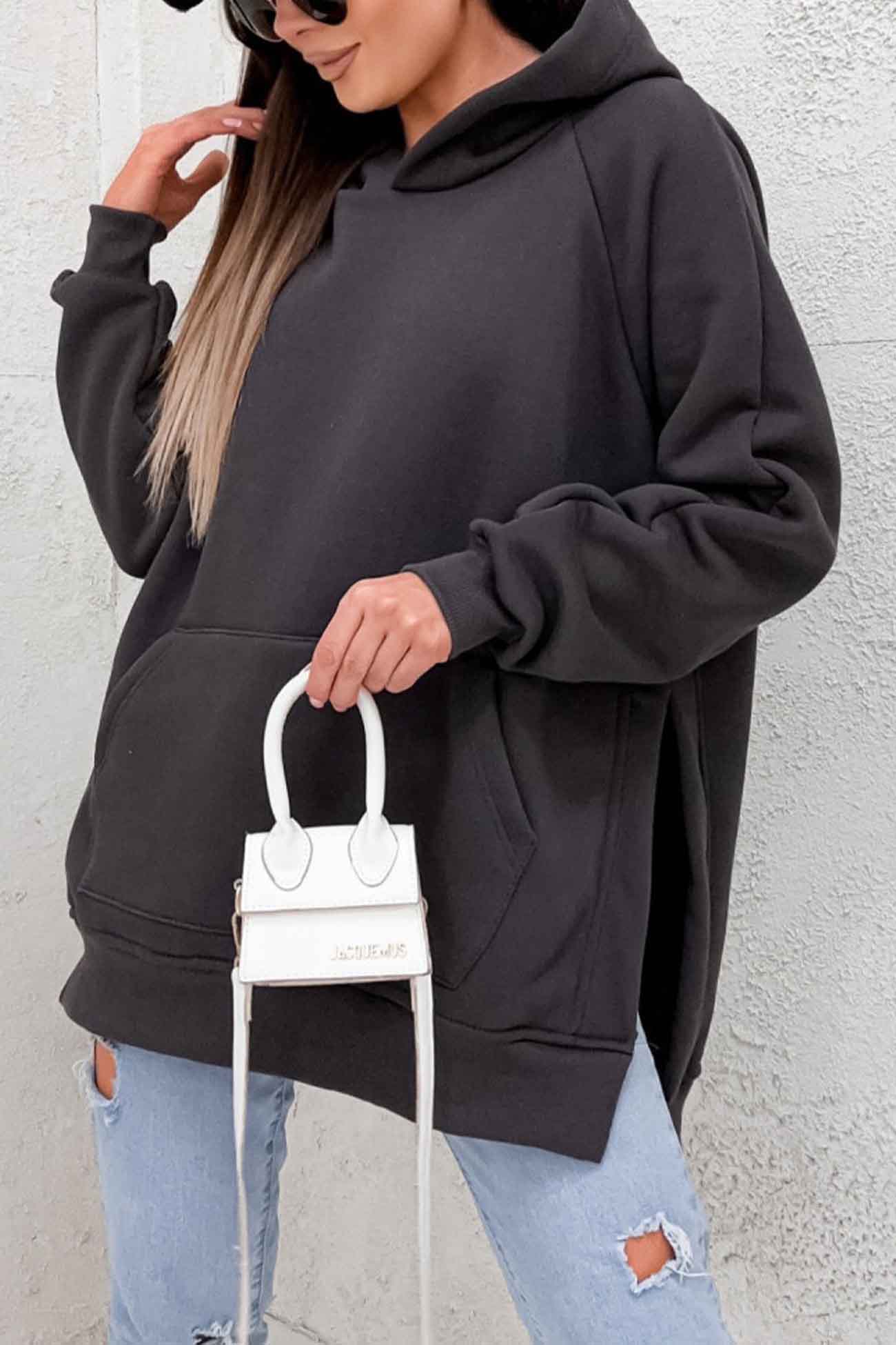 Larissa | Solid color hoodie with pocket slit