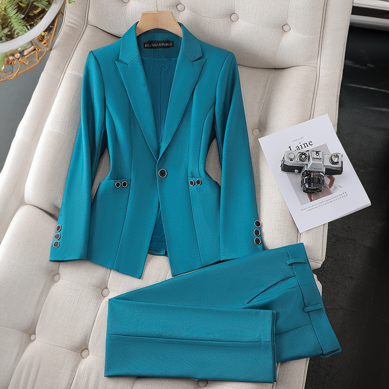 Denise | Trendy and elegant winter set