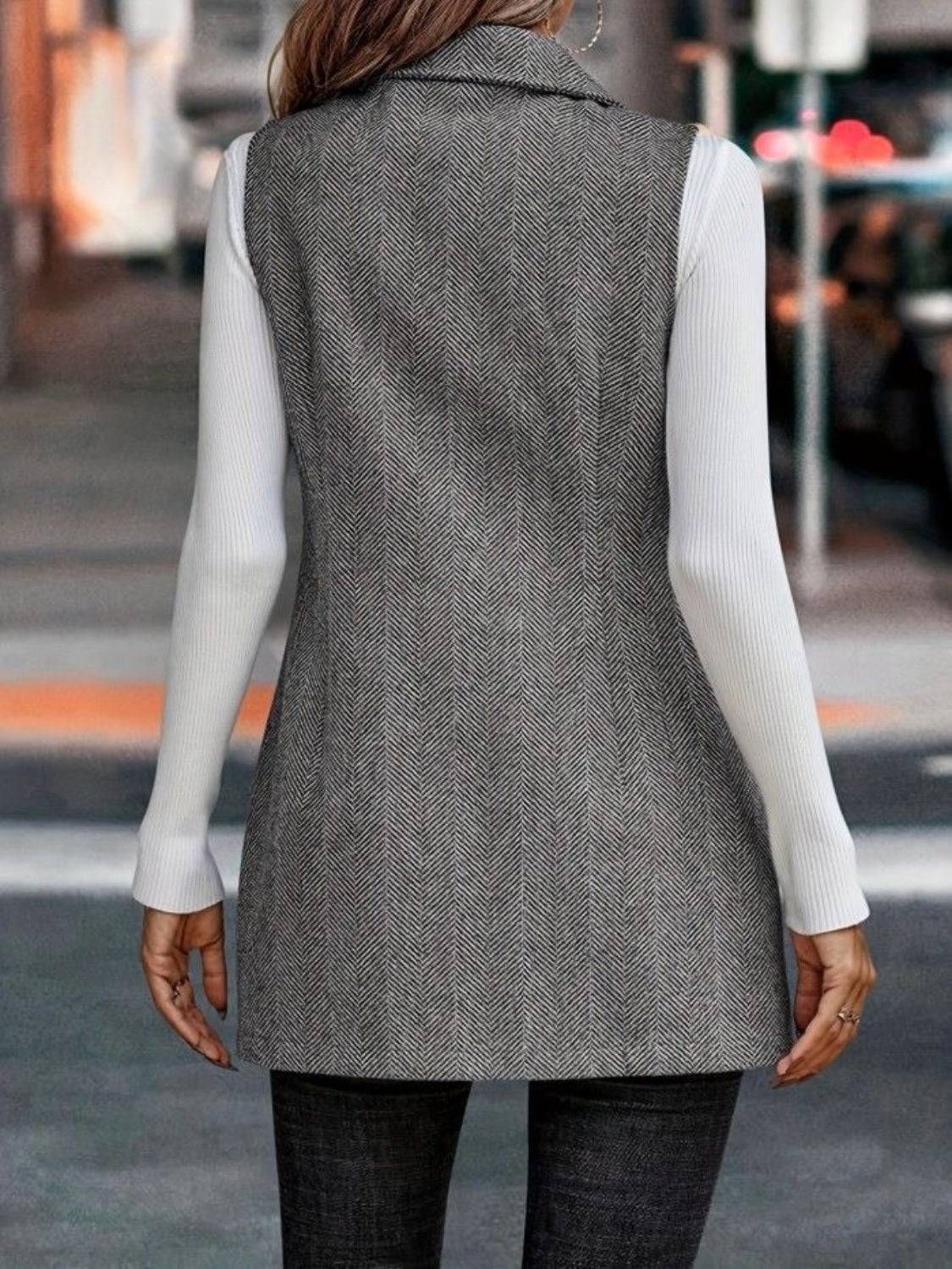 Carolin | Long cut vest coat with buttoned collar and collar