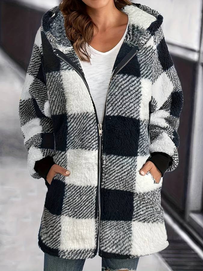 Carmen | Versatile and comfortable winter garment
