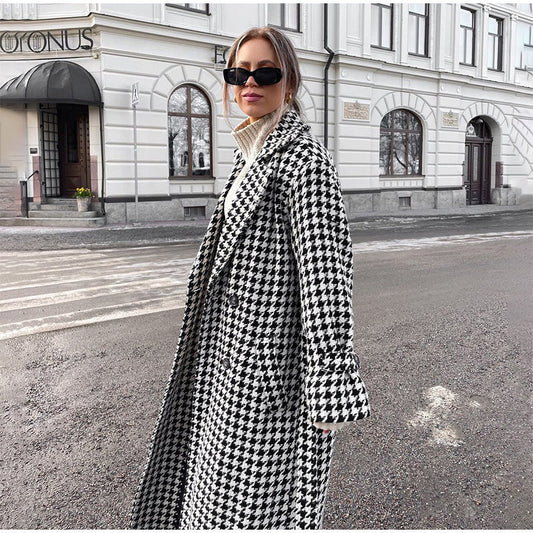 Minerva | Women's trench coat with glen check print