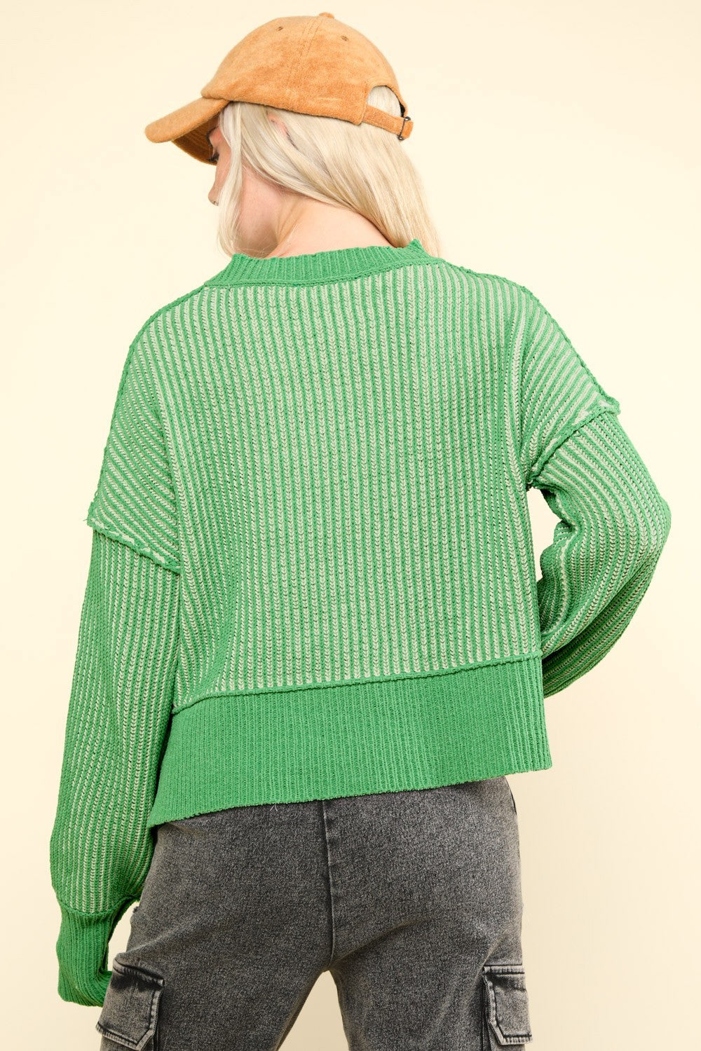Magdalena | Short, striped slit sweater with visible seams