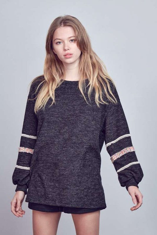 Aurora | SLEEVES WITH TWEED TRIM TUNIC