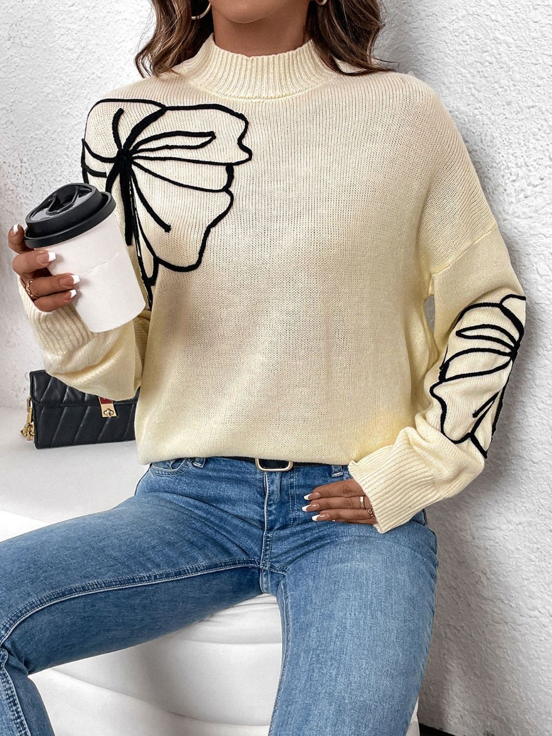 Lidia | Perfee long-sleeved sweater with stand-up collar and low shoulders
