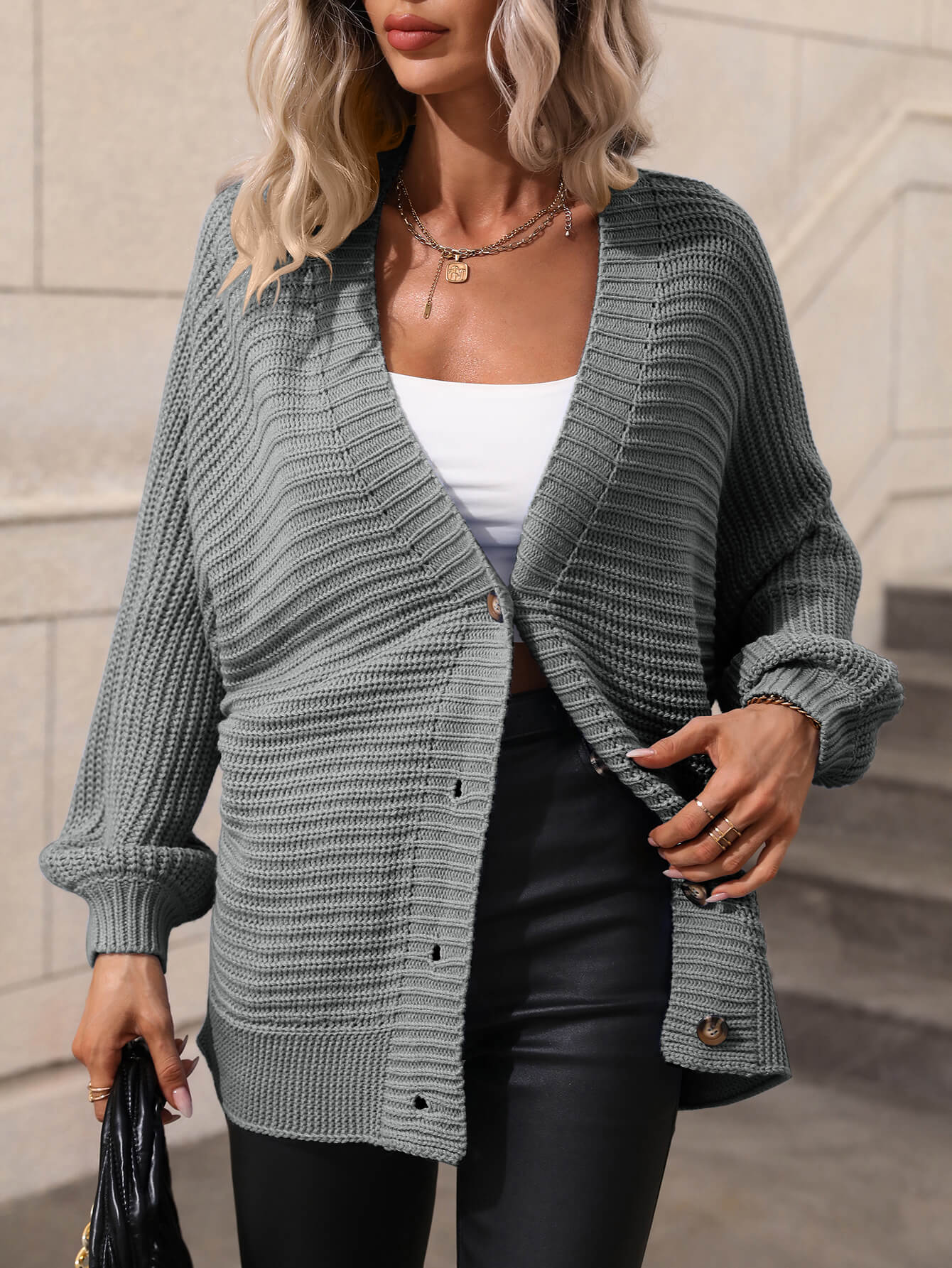 Luisa® | Chic and versatile winter cardigan