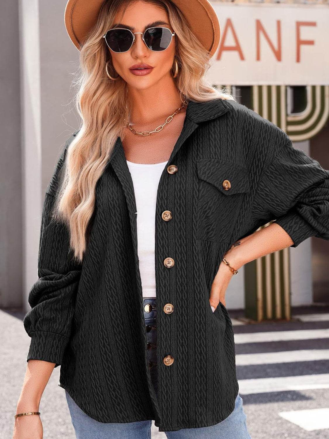 Rita | Structured long-sleeved jacket with button placket