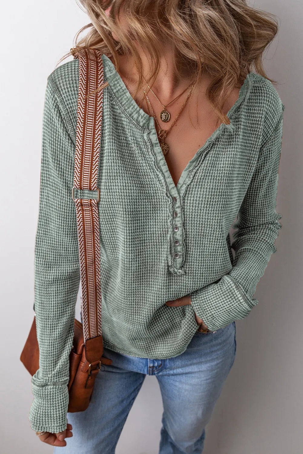 Margot | Notched long sleeve top