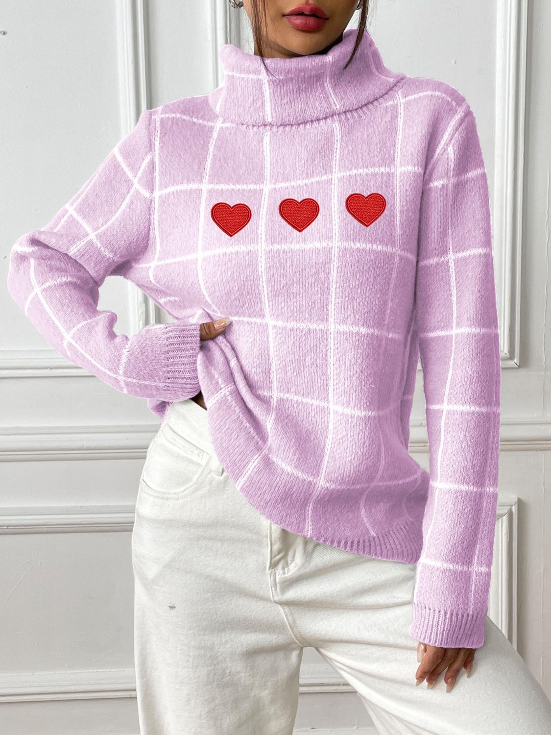 Marianna | Long-sleeved turtleneck sweater with a heart-shaped check pattern