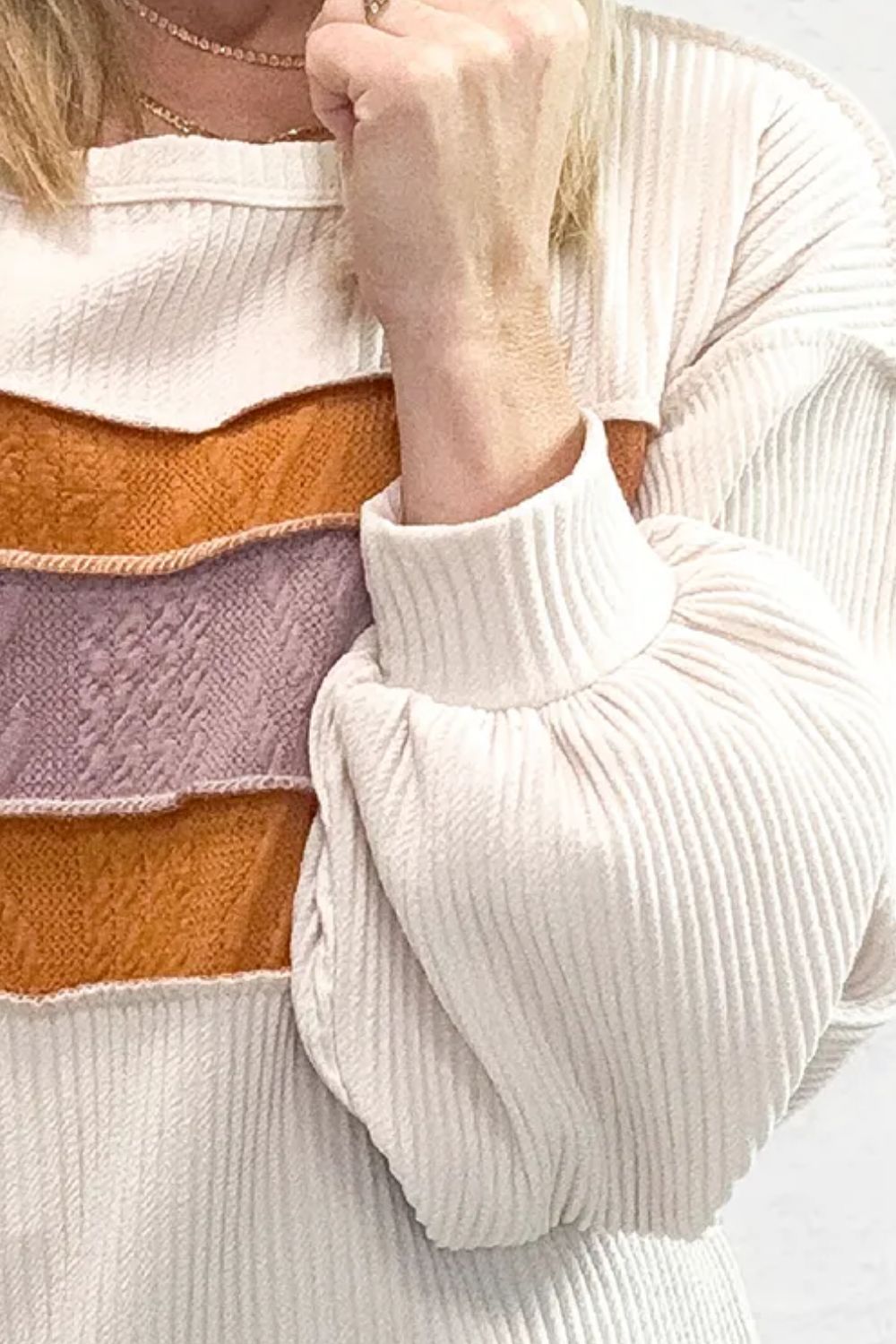 Brenda | Long sleeve sweatshirt with a color block design