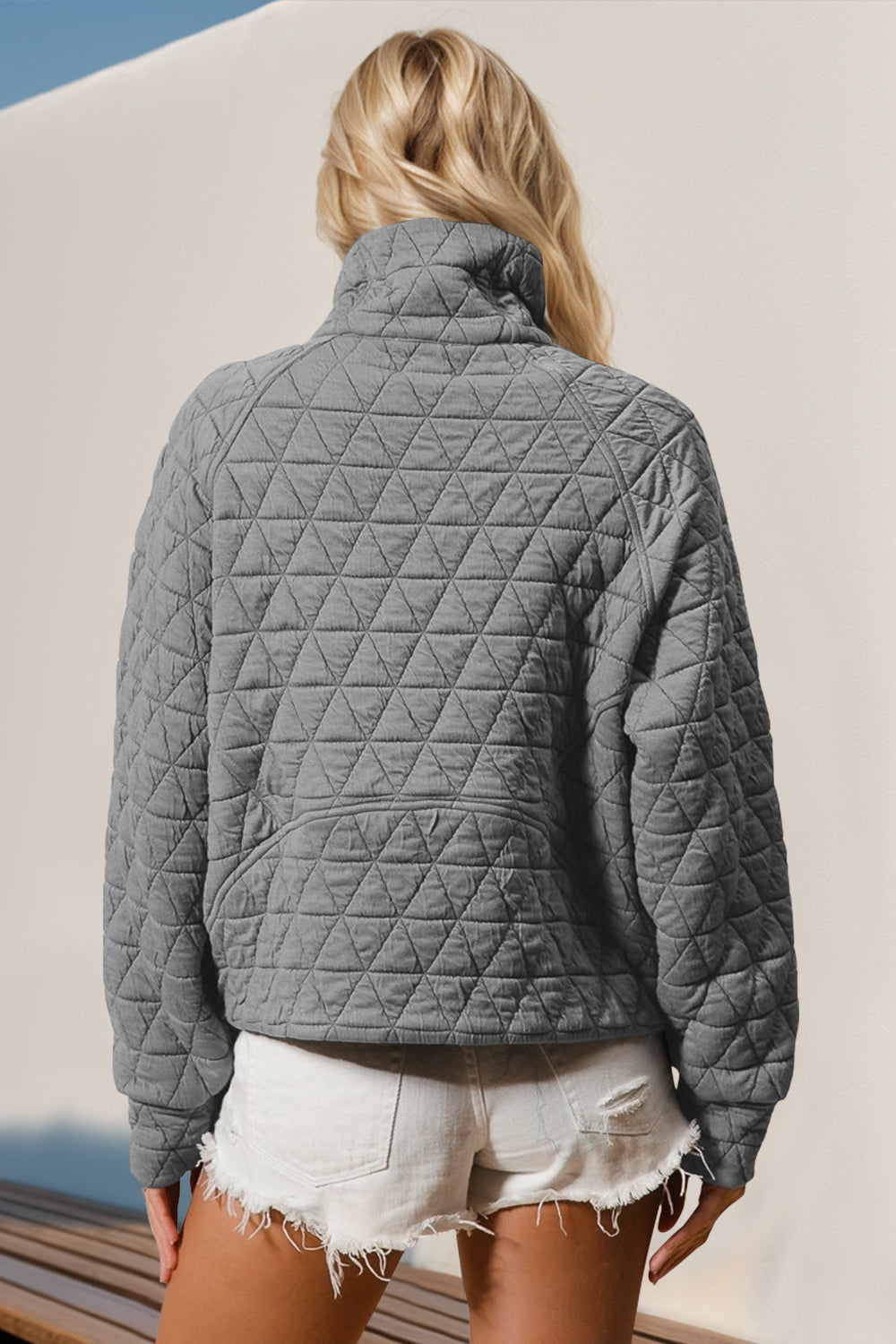 Aurora | Casual and stylish winter garment