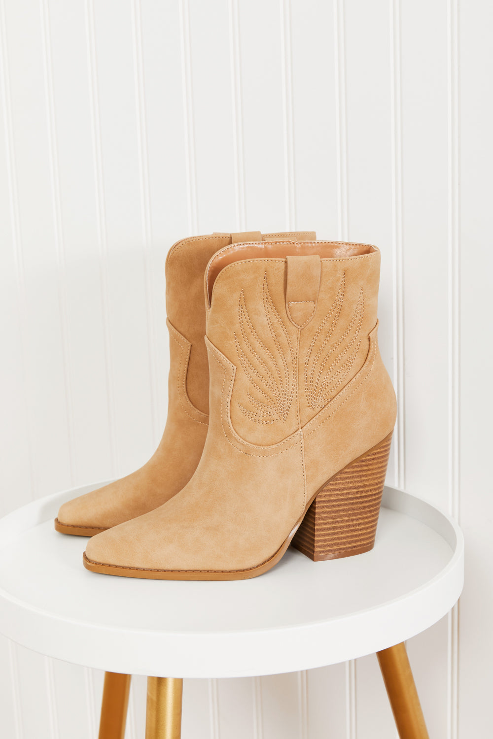 Miranda | Comfortable and stylish orthopedic footwear