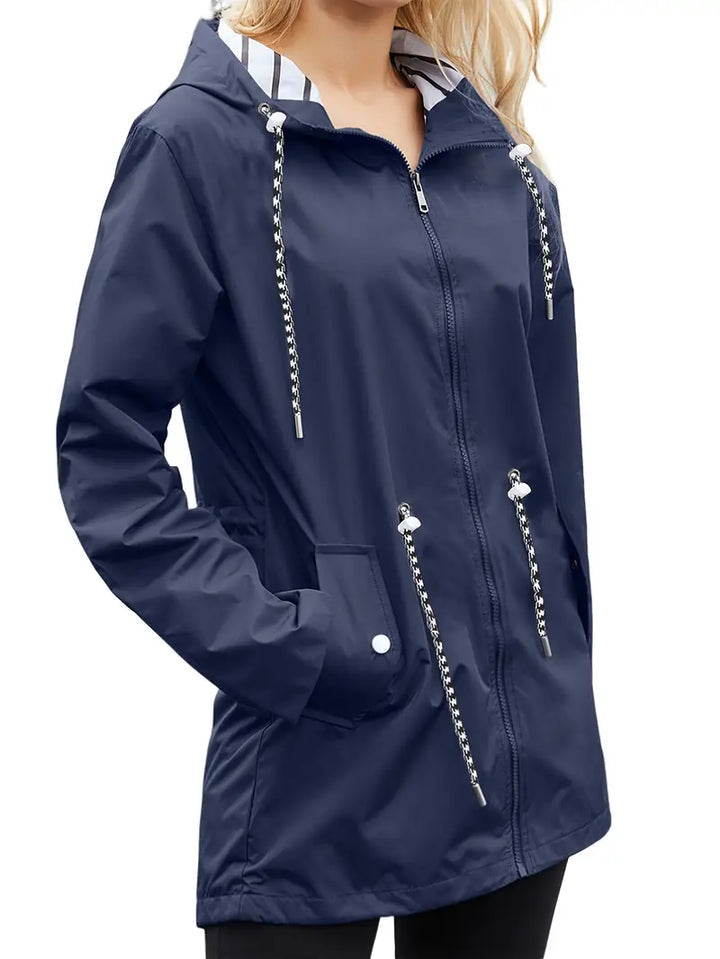 Gloria | Simple and stylish winter garment