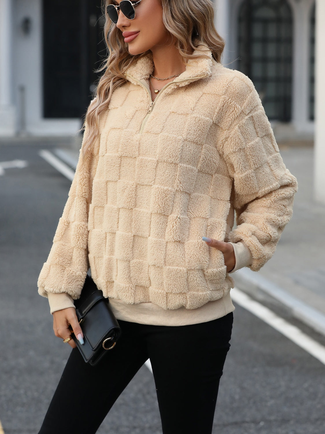 Monica | Fluffy long-sleeved quarter-zip sweatshirt