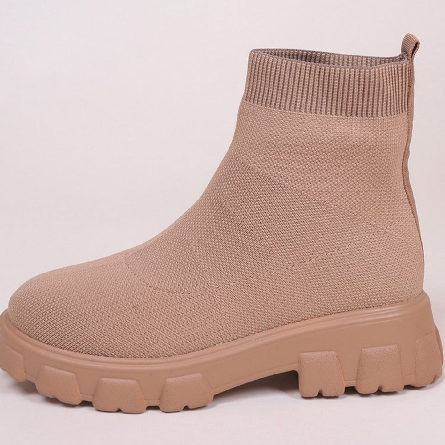 Linda | Custom-made, supportive orthopedic boots