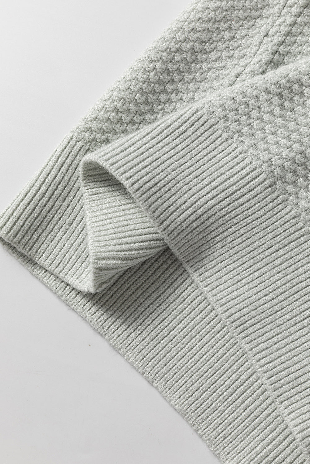 Frieda| Stylish and elegant winter sweater