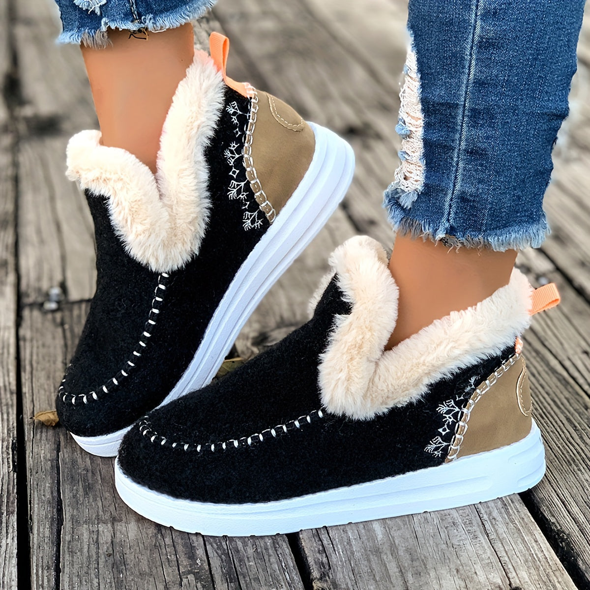Isabel | Cozy winter slippers for women: fleece lining, PU sole and soft fabric construction