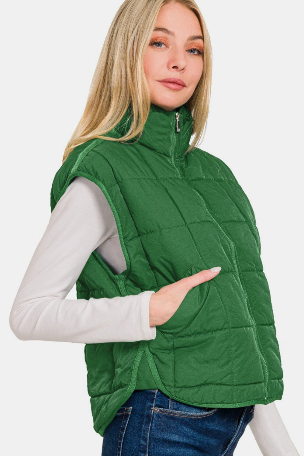 Alicia | Cropped puffer vest from Zenana with zip and pockets