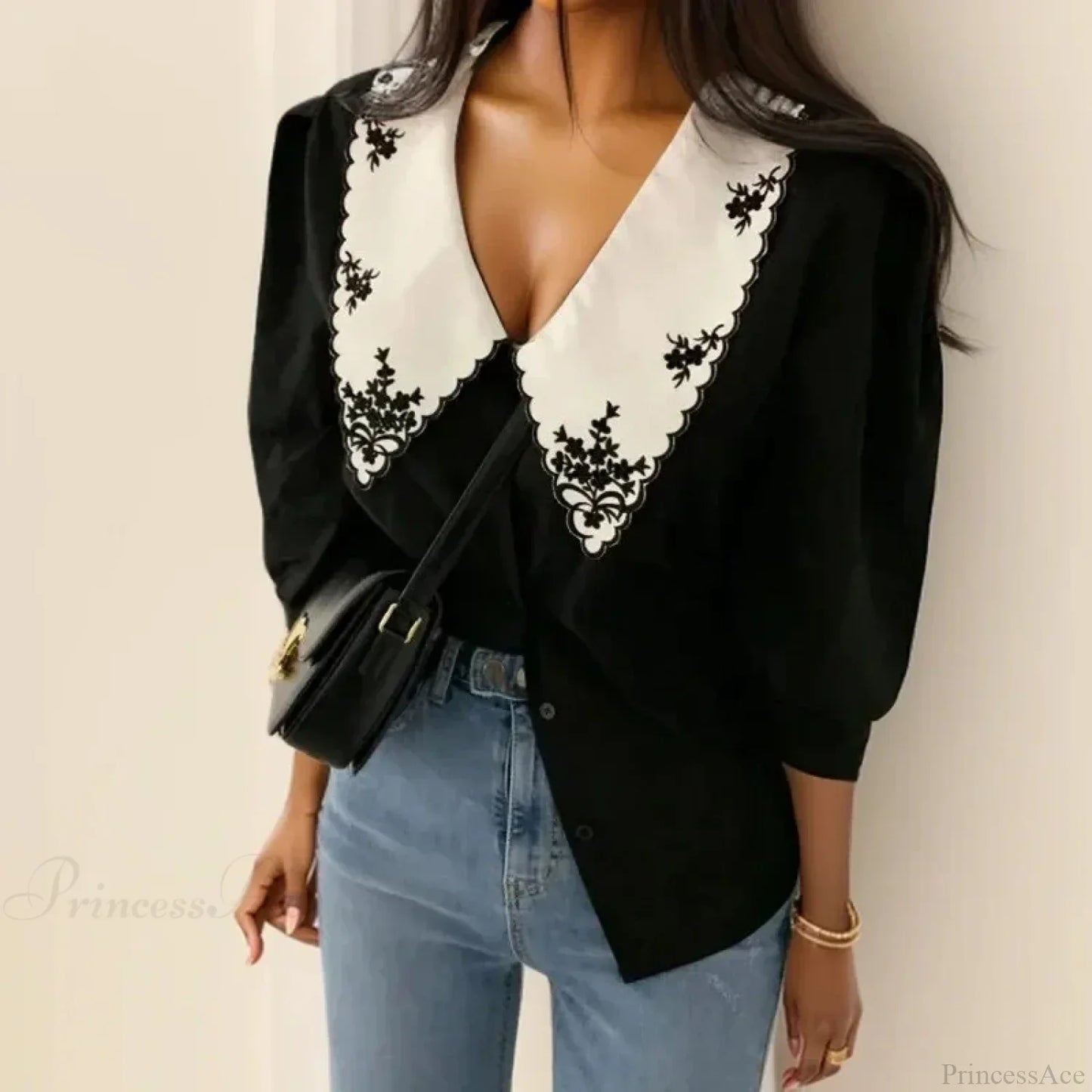 Floral Embroidery Half Sleeve White Vintage Blouse