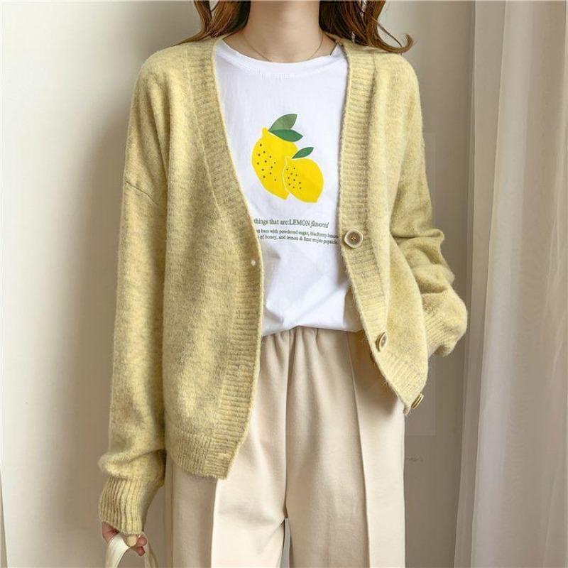 Claudia | Women's autumn V-neck cardigan