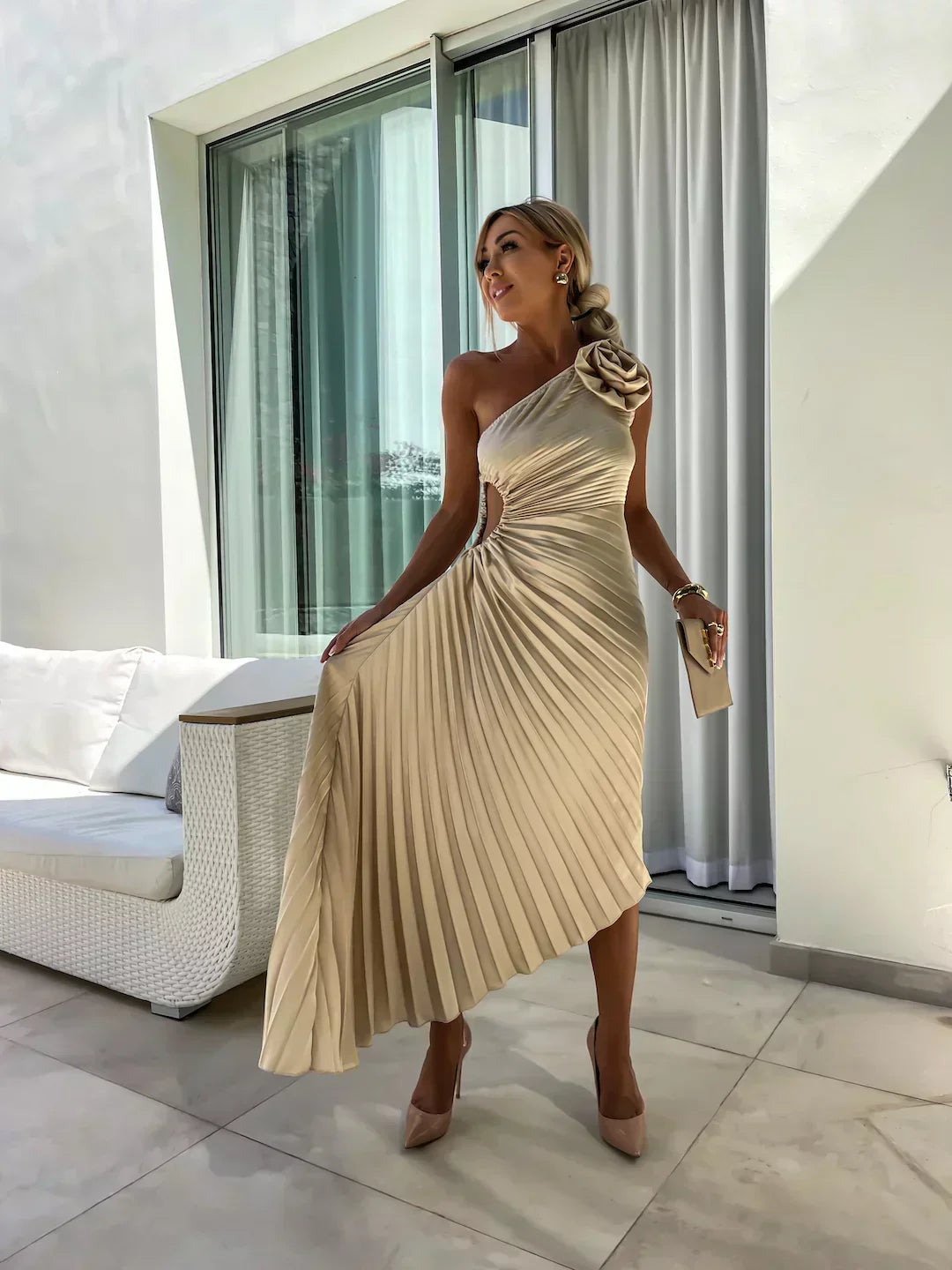 Mandy | Elegant Shoulder Pleated Dress