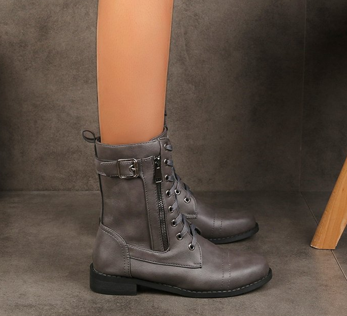 Adelaida | Durable orthopedic boots