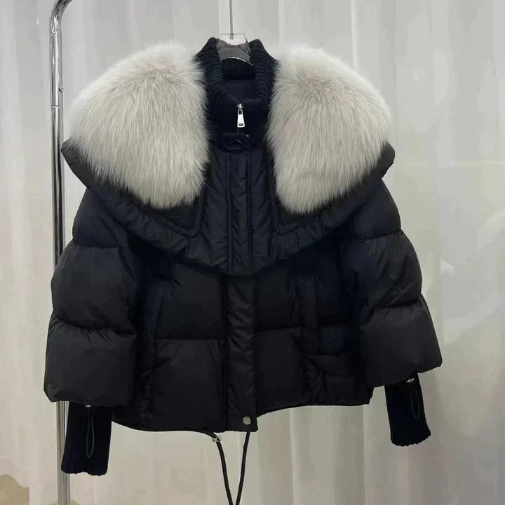 Yolaina | Relaxed and timeless winter jacket