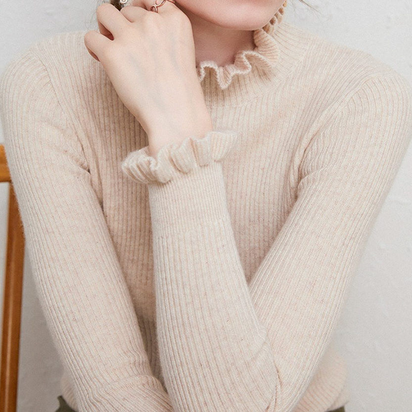 Mercedes | Casual and effortless winter sweater
