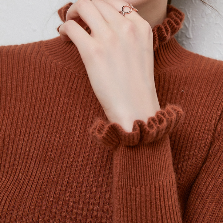 Mercedes | Casual and effortless winter sweater