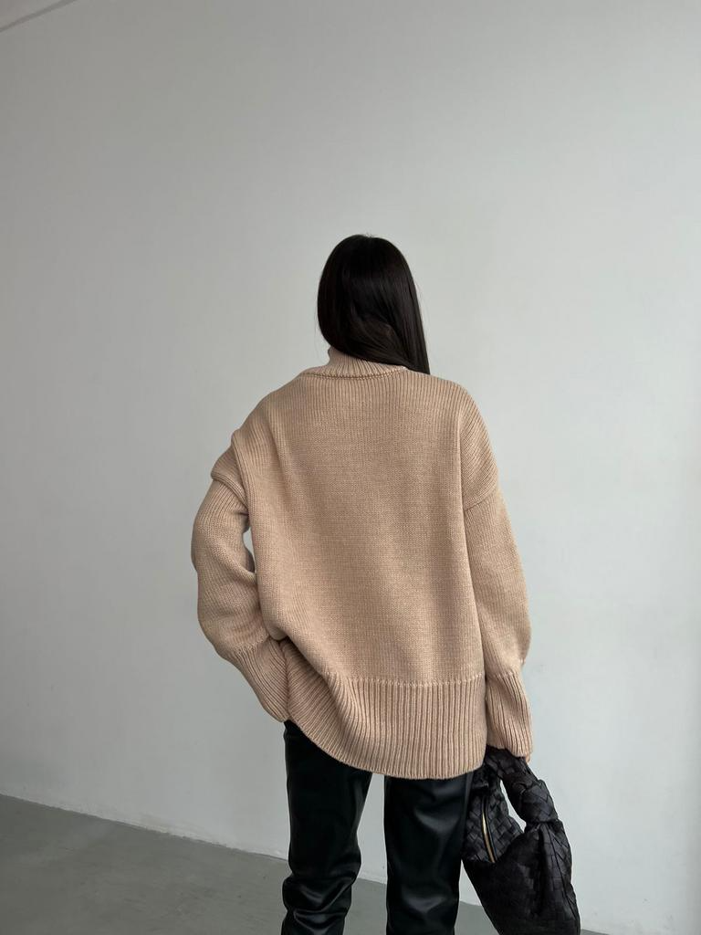 Penélope | Minimalist basic turtleneck sweater