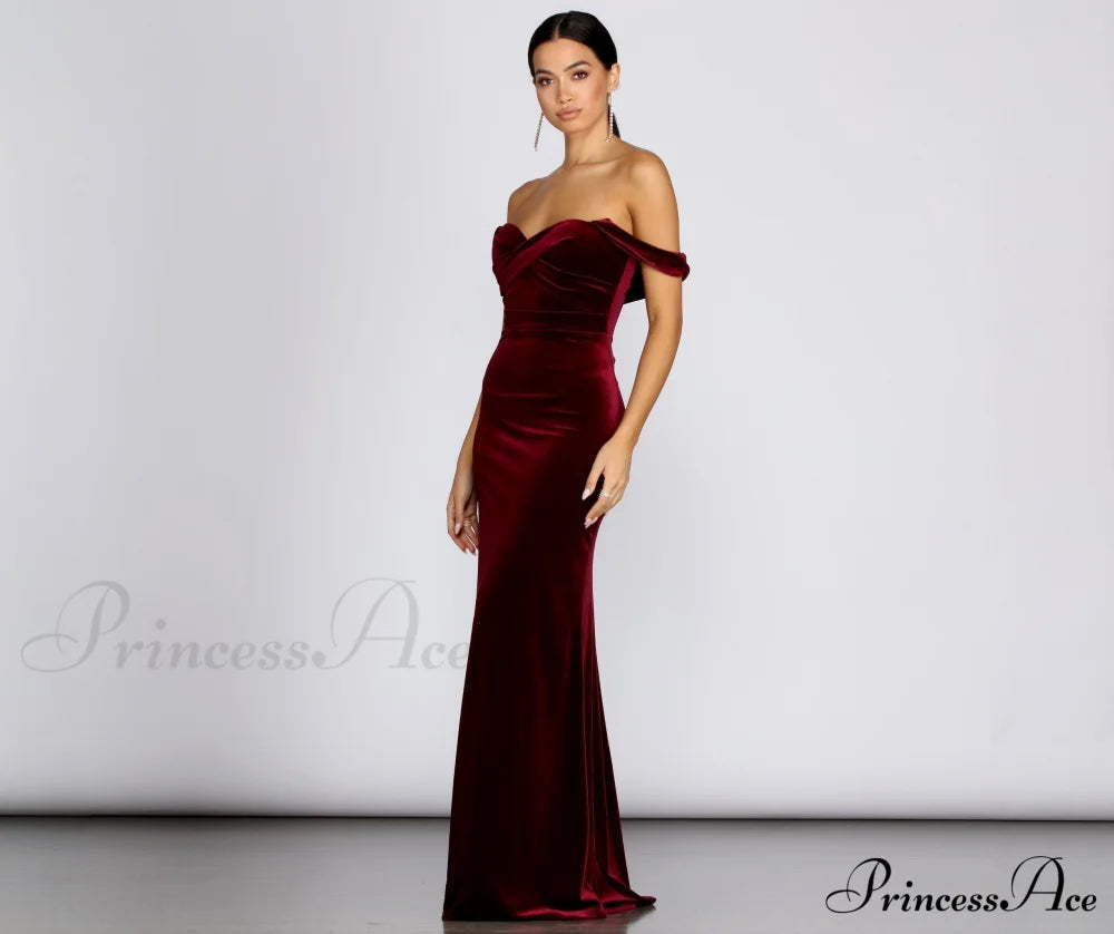 Jenisa Formal Off Charming The Shoulder Dress