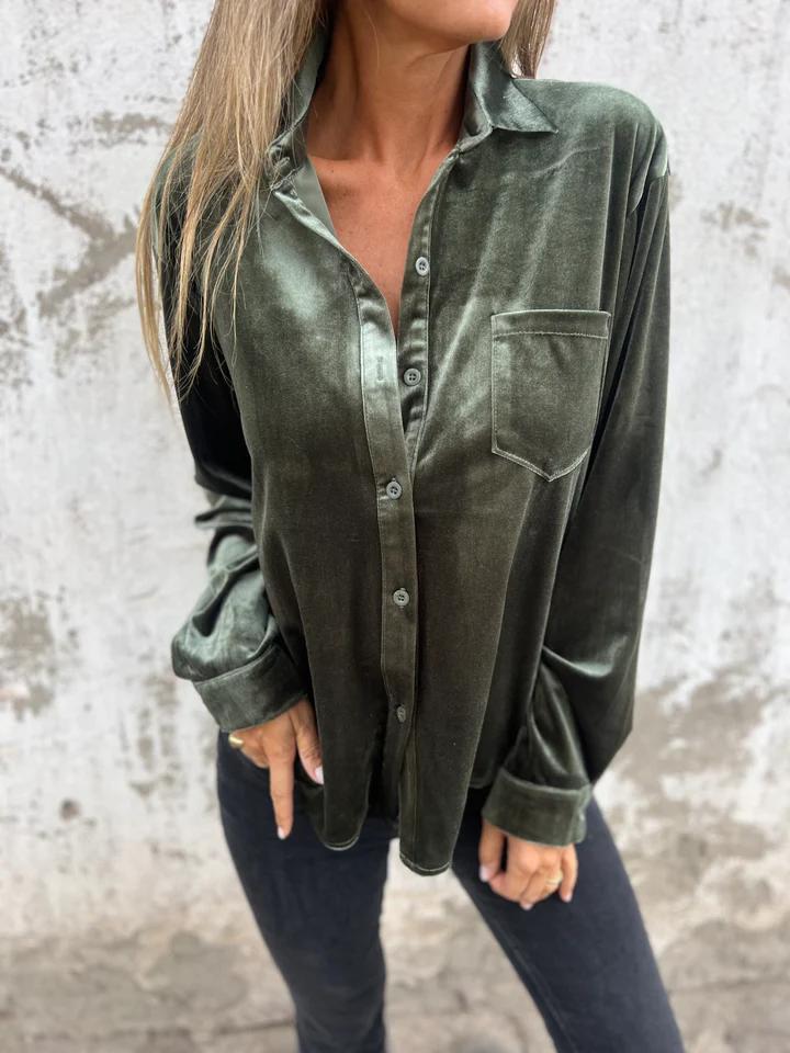 Carla® | Luxurious velvet shirt