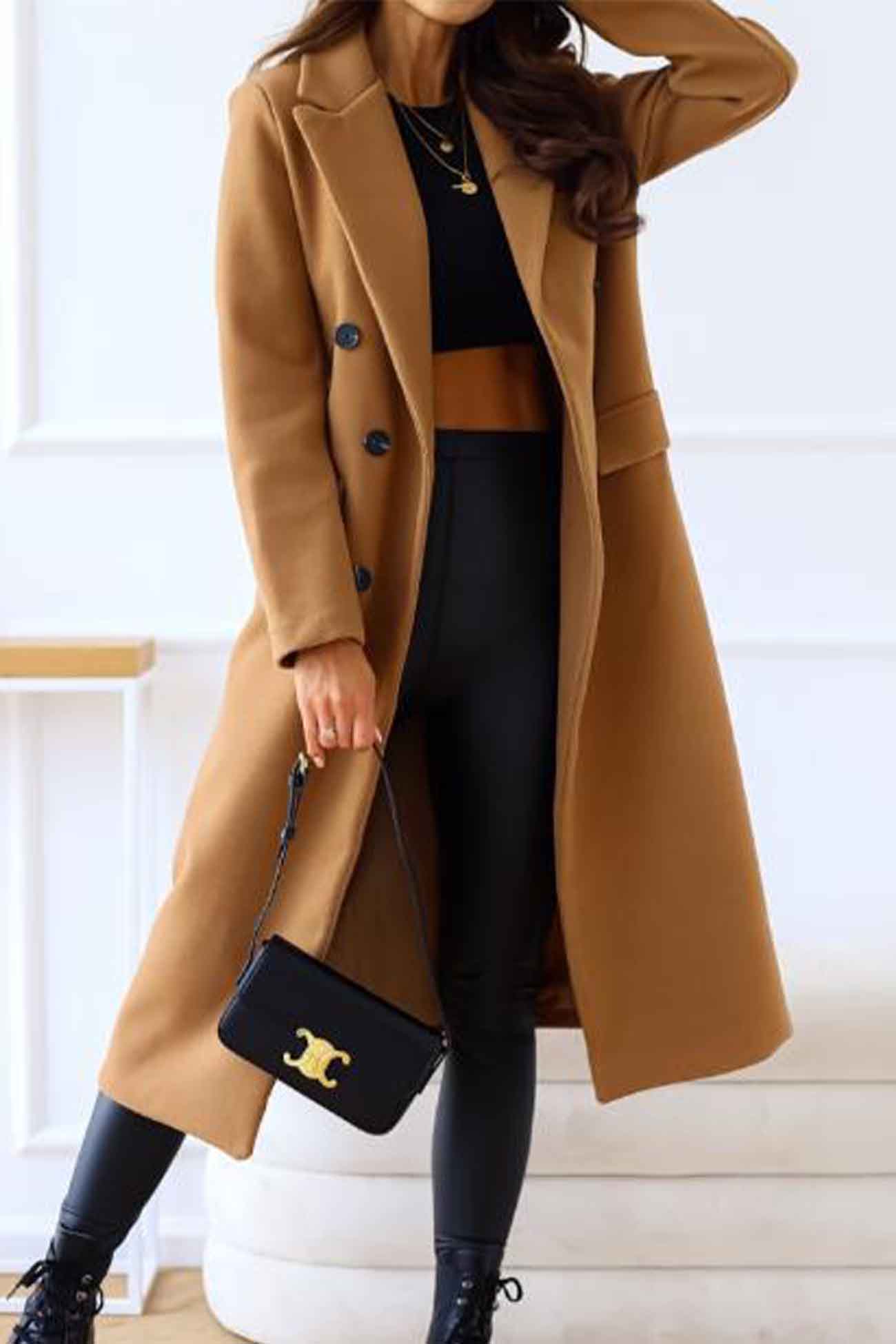 Giorgia | Double-breasted coat with lapels and long sleeves