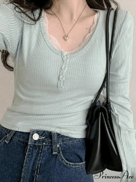 Lace Trim Graceful Knit Crop Top