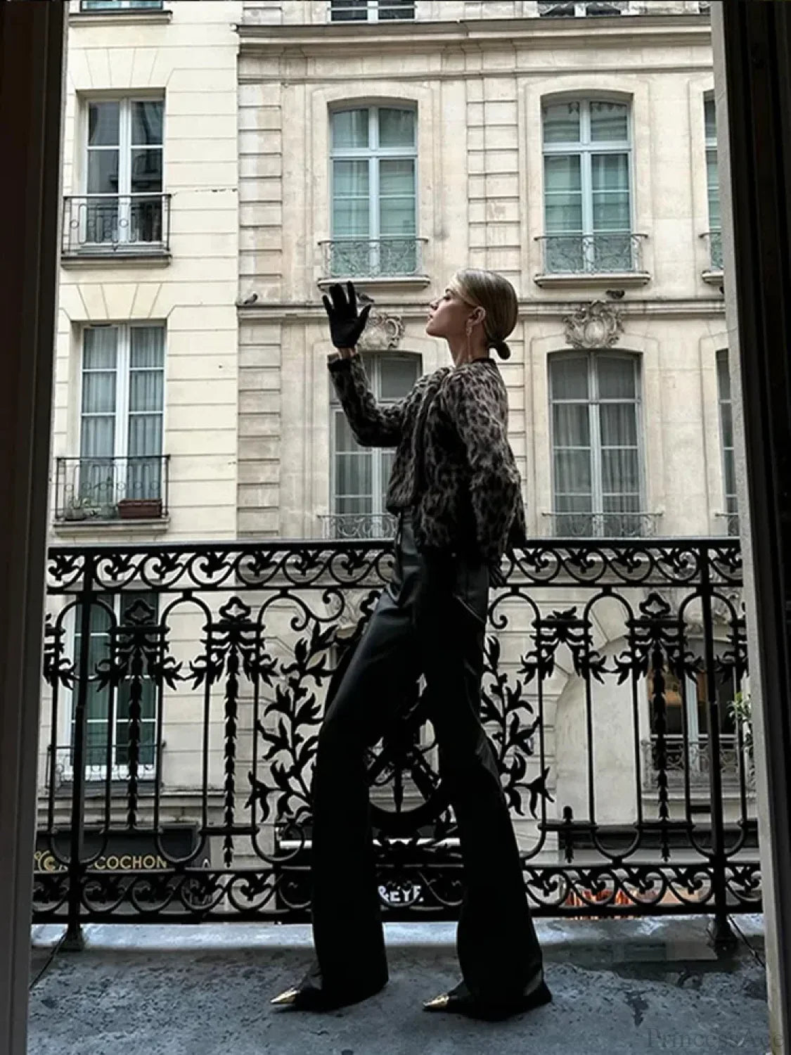 Leopard Printed Round Neck Cardigan