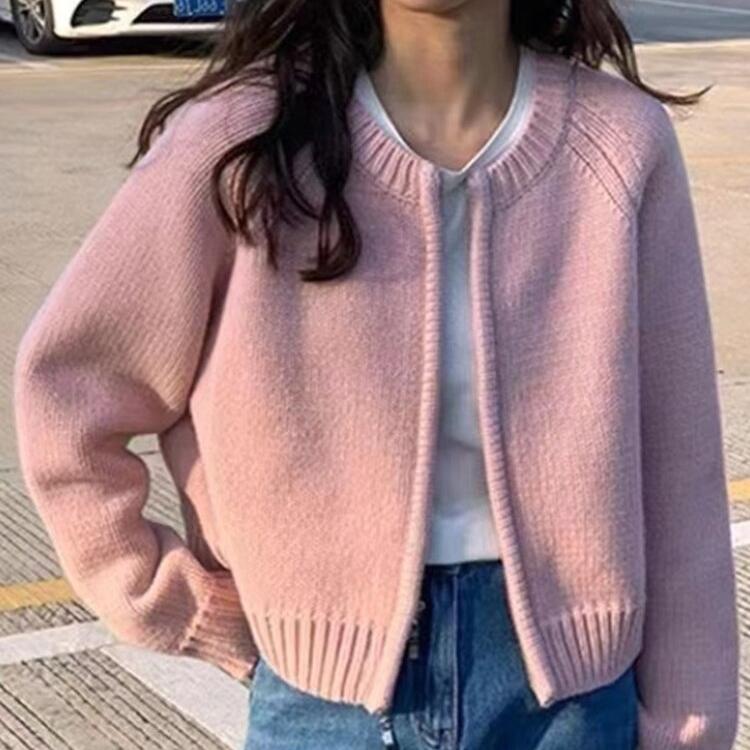 Carina | elegant short knitted sweater for women