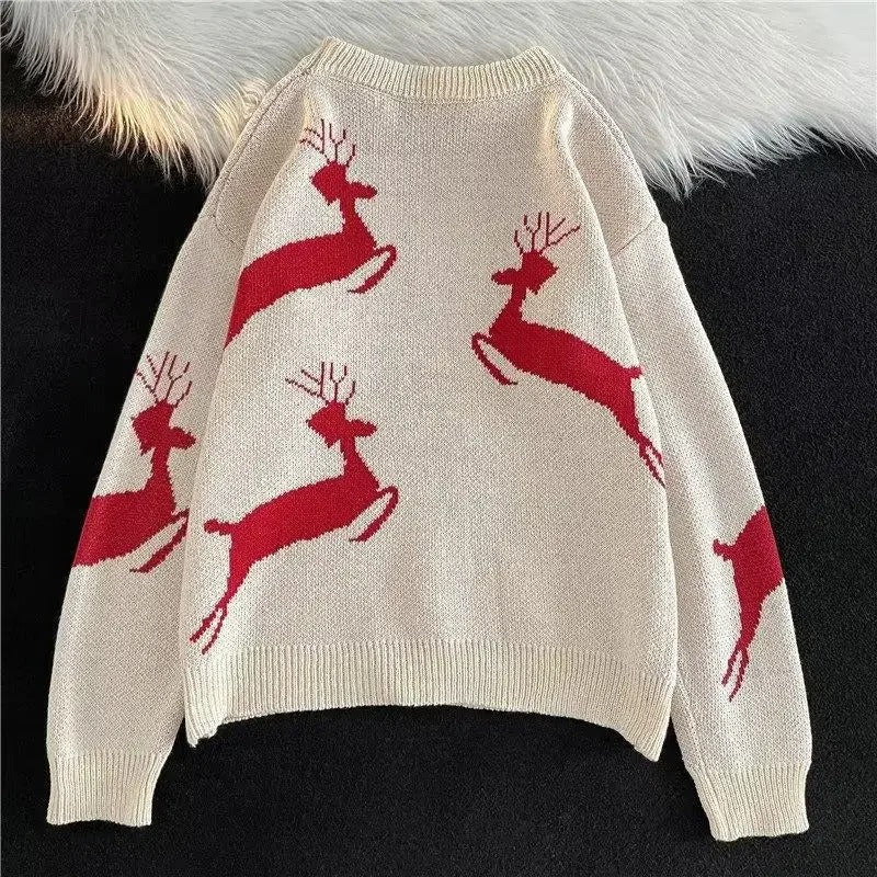 Josefina | Warm knitted sweater with a Christmas deer print for women