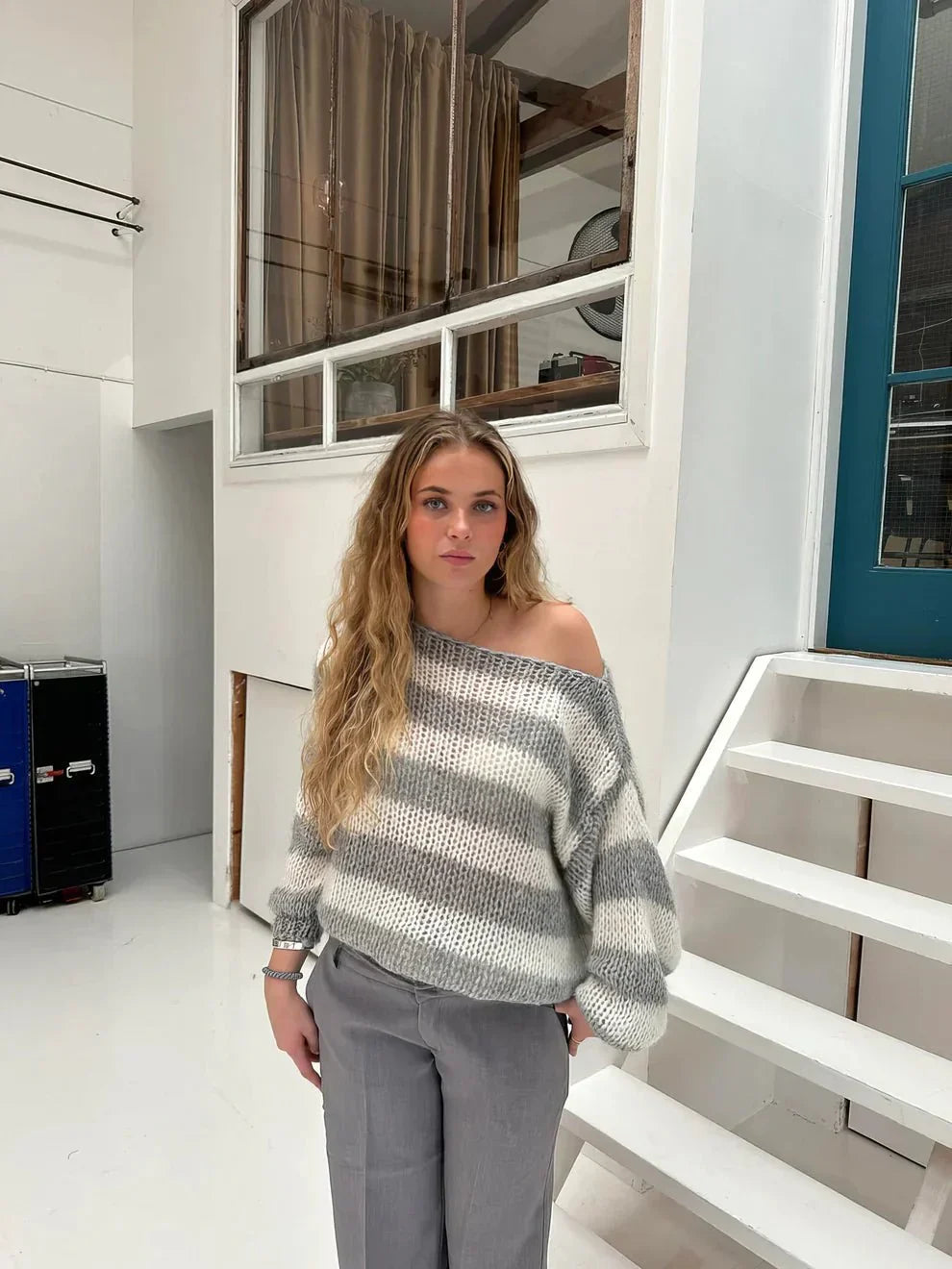 Victoria | STRIPED SWEATER