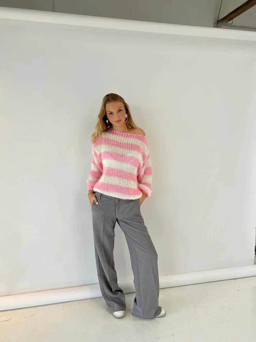 Victoria® | STRIPED SWEATER